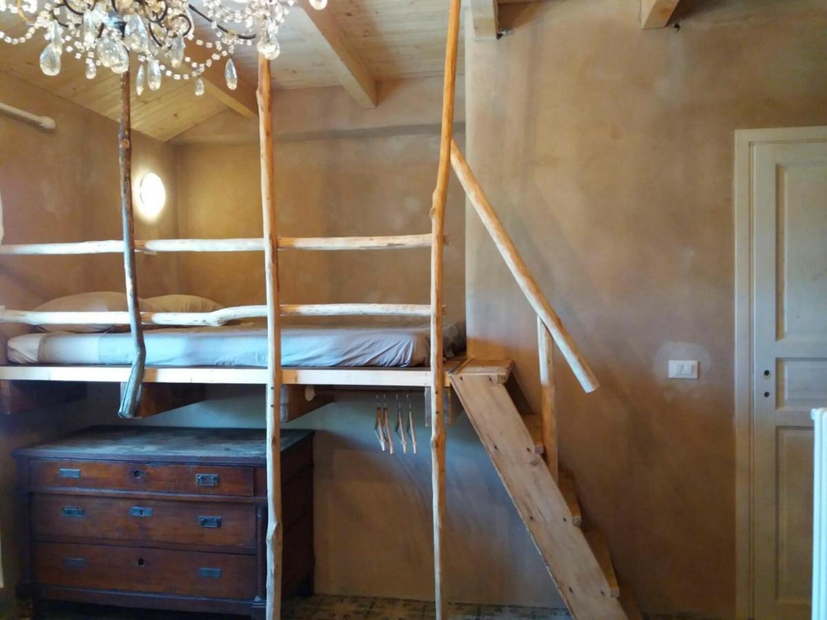 Agriturismo Di Charme E Ristorante Stallato Il Filo Di Paglia Carro المظهر الخارجي الصورة