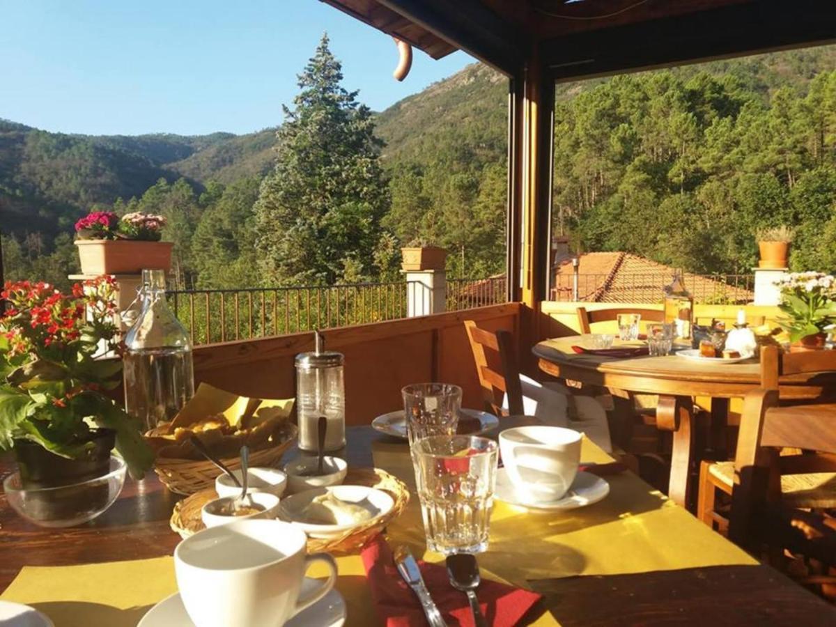 Agriturismo Di Charme E Ristorante Stallato Il Filo Di Paglia Carro المظهر الخارجي الصورة
